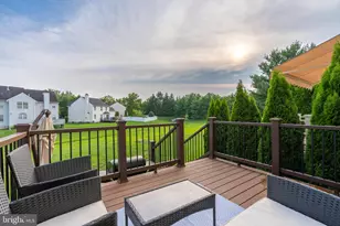 2905 Gateway Dr, Royersford, PA 19468 - Photo 24