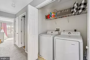 2905 Gateway Dr, Royersford, PA 19468 - Photo 18