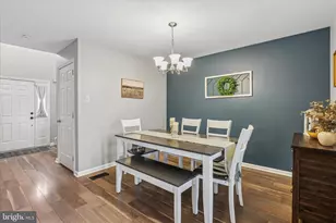 2905 Gateway Dr, Royersford, PA 19468 - Photo 4