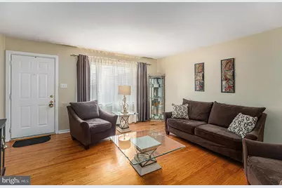 1585 Edgewood Avenue, Abington, PA 19001 - Photo 4