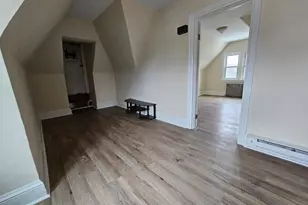 541 E High St, Pottstown, PA 19464 - Photo 8