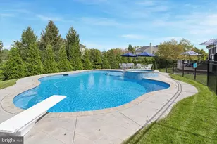 107 Patriot Dr, Collegeville, PA 19426 - Photo 6