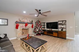 340 Vanderbilt Ln, Harleysville, PA 19438 - Photo 52