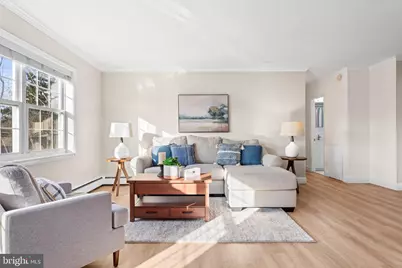 222 E Montgomery Avenue #304, Ardmore, PA 19003 - Photo 2