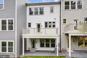 107 Beacon Ct, Royersford, PA 19468 - Photo 2