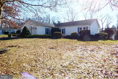 320 W 4th Street, Red Hill, PA 18076 - Photo 2