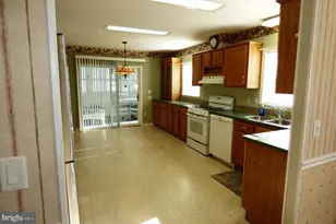 320 W 4th St, Red Hill, PA 18076 - Photo 8