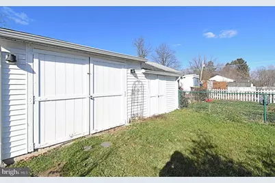 621 N Forrest, Norristown, PA 19403 - Photo 36