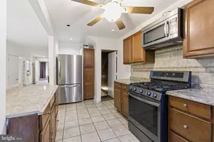 212 Upland Rd, Merion Station, PA 19066 - Photo 10