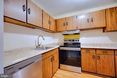 143 Riversedge Drive #CONDO 143, Norristown, PA 19403 - Photo 6