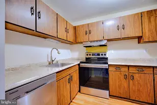 143 Riversedge Dr, Norristown, PA 19403 - Photo 6