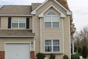 656 Honeysuckle Way, Pennsburg, PA 18073 - Photo 2