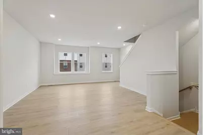 19 E Front Street, Bridgeport, PA 19405 - Photo 10