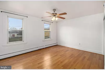 330 W 3rd Unit #2, Conshohocken, PA 19428 - Photo 4