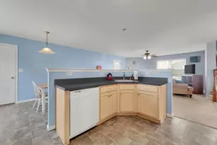 1157 Morgan Hill Dr, Pennsburg, PA 18073 - Photo 10