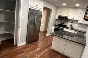 306 Washington St, Royersford, PA 19468 - Photo 2