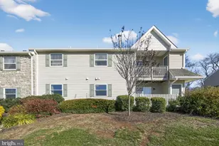 601 Horseshoe Dr, Royersford, PA 19468 - Photo 2