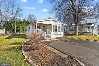 113 Hickory Drive, Hatfield, PA 19440 - Photo 2