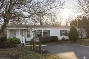 30 Greenbriar Ct, Harleysville, PA 19438 - Photo 1