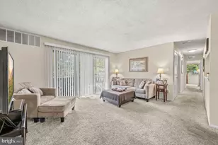 105 Stockton Ct, North Wales, PA 19454 - Photo 4