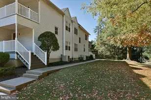 100 Victoria Dr, Montgomeryville, PA 18936 - Photo 14