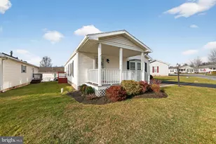 405 Village Way, Royersford, PA 19468 - Photo 2