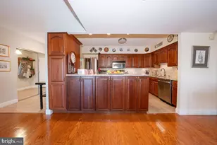 20925 Valley Forge Cir, King of Prussia, PA 19406 - Photo 6