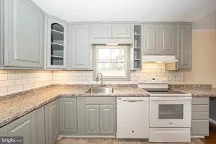 437 Meadowcroft Rd, Wayne, PA 19087 - Photo 6