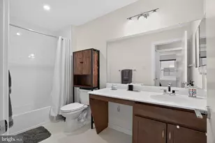 912 Riverplace Dr, Conshohocken, PA 19428 - Photo 22