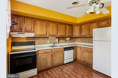 1275 Winchester Place, Red Hill, PA 18076 - Photo 12