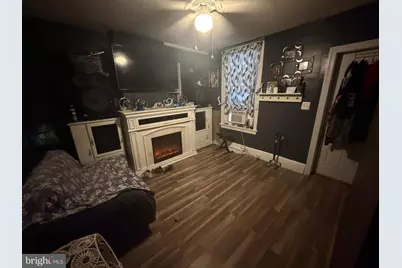 9 E Basin Street, Norristown, PA 19401 - Photo 2