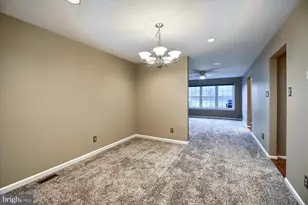 557 Broxton Ct, Harleysville, PA 19438 - Photo 6