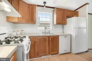 1106 J F K Dr, North Wales, PA 19454 - Photo 12