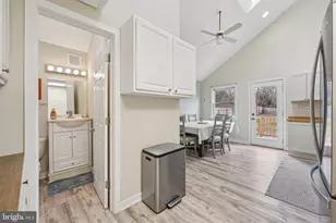 1212 Rebel Hill Rd, Conshohocken, PA 19428 - Photo 10