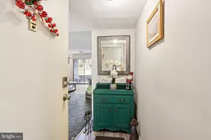 1515 Meadowview Ln, Mont Clare, PA 19453 - Photo 4