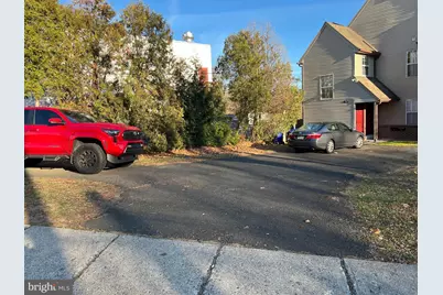 83 W Laurel Avenue #1ST FL, Cheltenham, PA 19012 - Photo 2