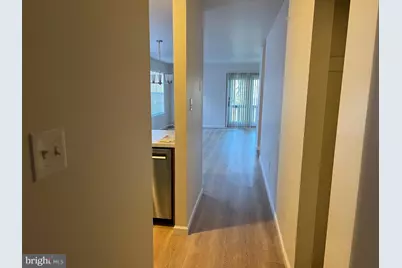 83 W Laurel Avenue #1ST FL, Cheltenham, PA 19012 - Photo 4