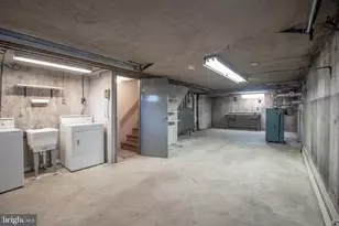 1435 Walnut St, Norristown, PA 19401 - Photo 36