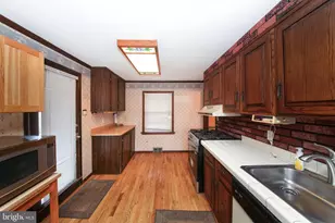 4032 Fairway Rd, Lafayette Hill, PA 19444 - Photo 10