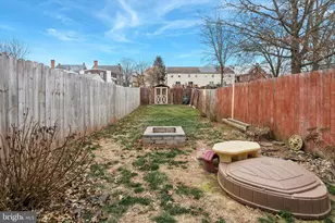 421 Blaker Dr, East Greenville, PA 18041 - Photo 24