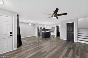 5506 Drawbridge Ct, Royersford, PA 19468 - Photo 4