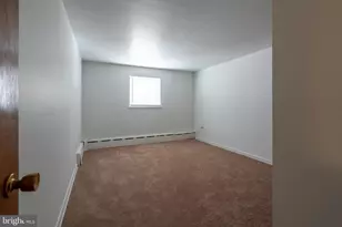 346 W 6th Ave, Conshohocken, PA 19428 - Photo 12