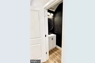 151 N York Street #C, Pottstown, PA 19464 - Photo 6