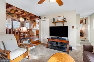 106 Glenwood Ave, Trooper, PA 19403 - Photo 16