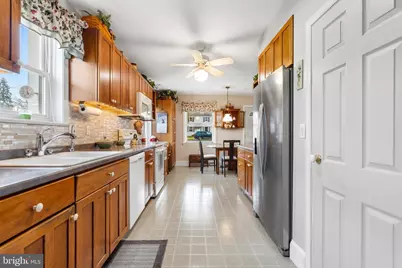 106 Glenwood Avenue, Trooper, PA 19403 - Photo 10