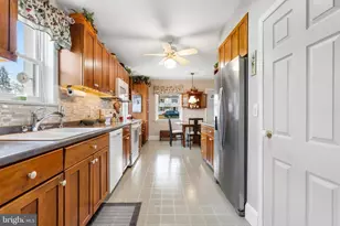 106 Glenwood Ave, Trooper, PA 19403 - Photo 10