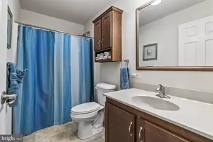 501 Blue Bell Springs Dr, Blue Bell, PA 19422 - Photo 28