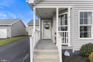 501 Blue Bell Springs Dr, Blue Bell, PA 19422 - Photo 2