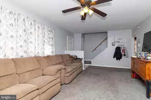 41 Centre Ave, Norristown, PA 19403 - Photo 4