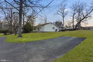 110 Warren St, Willow Grove, PA 19090 - Photo 34